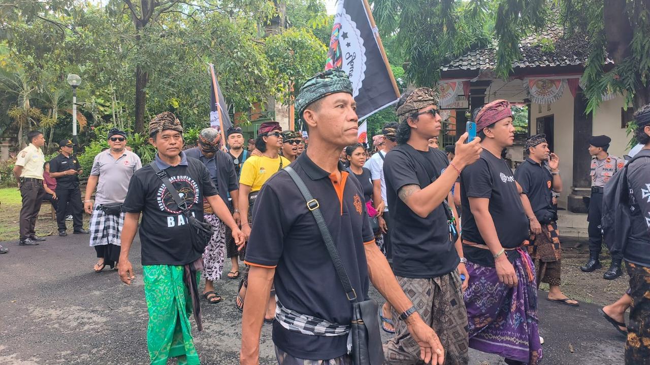 demo driver di Bali tolak ojek online