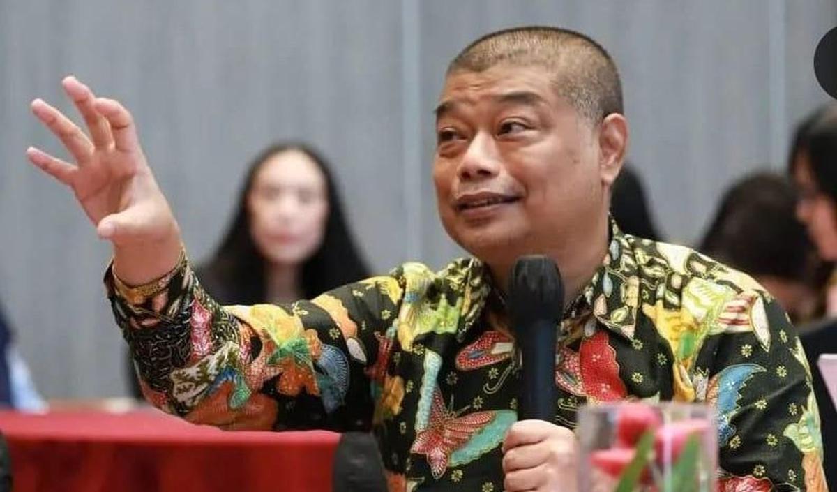 "Kemandirian dalam bidang politik dan kebijakan publik harus menjadi prioritas. Ini semua bisa dicapai dengan mengupayakan pemenuhan kebutuhan sandang, pangan, dan papan dari dalam negeri."