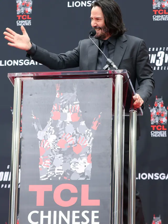 Keanu Reeves