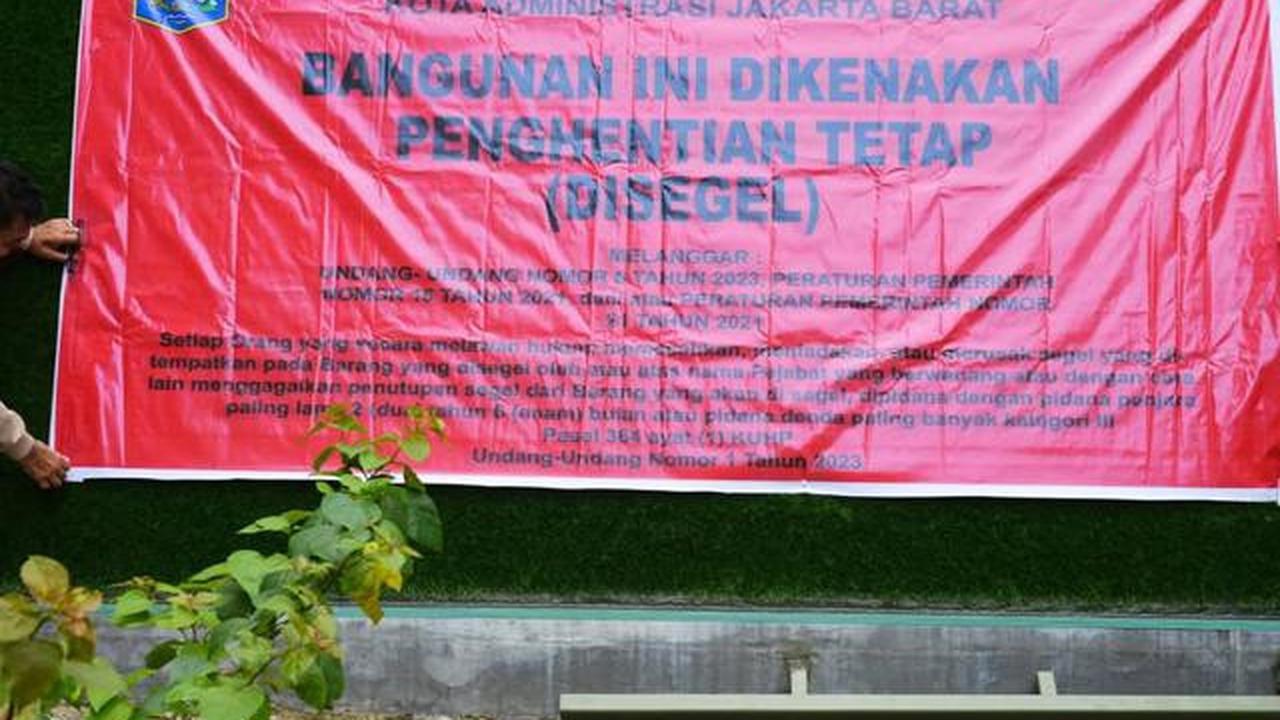 Pemkot Jakbar Segel Lapangan Padel di Kembangan, Wali Kota: Pemilik Tak Lengkapi Izin Bangunan
