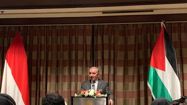 Perdana Menteri Palestina Mohammad Shtayyeh dalam jumpa pers bersama media di Hotel Borobudur pada Selasa (25/10/2022). (Liputan6/Benedikta Miranti)