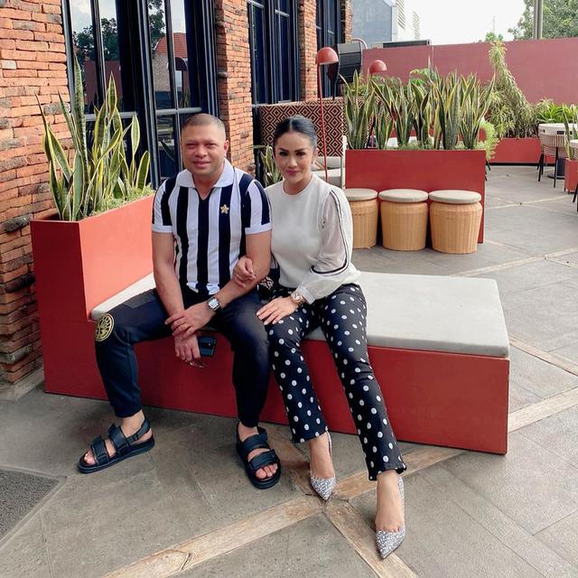 Krisdayanti dan Raul Lemos. (Foto: Instagram @krisdayantilemos)