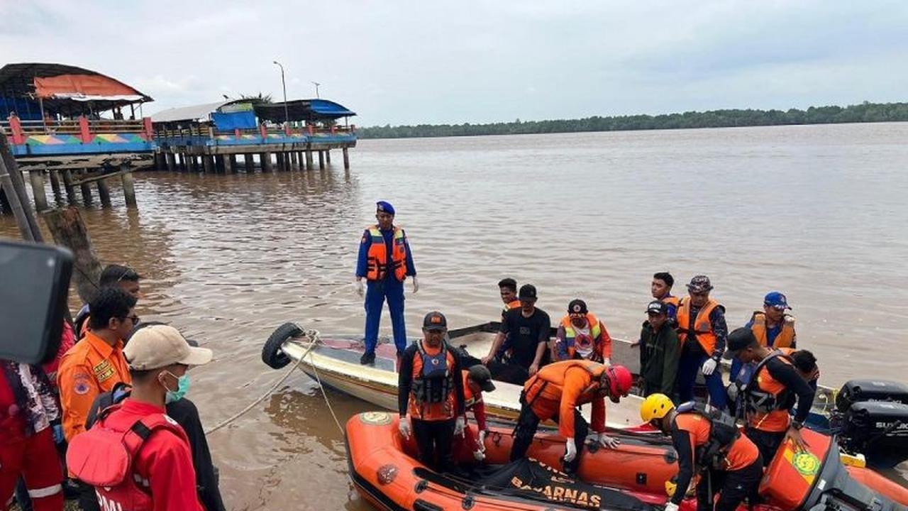 Tim SAR Jambi Temukan Korban Kedua Pekerja Hilang di Sungai Pengabuan
