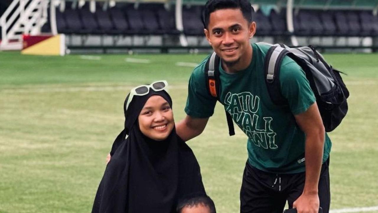Lebih Dekat dengan Reva Adi Utama, Kapten Persebaya yang Family Man Banget