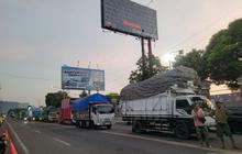 Antrean Truk Logistik Ketapang-Gilimanuk Capai 12 Jam, Sopir Keluhkan Kondisi