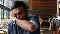 Pemain Sriwijaya FC, Ferdinand Sinaga usai menjalani sidang Komisi Disiplin di Hotel Century, Senayan. Jakarta, Jumat (4/12/2015). (Bola.com/Nicklas Hanoatubun)