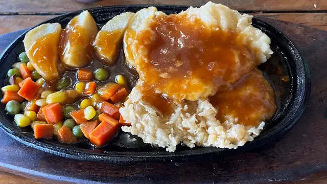 Steak Moen-Moen Depok