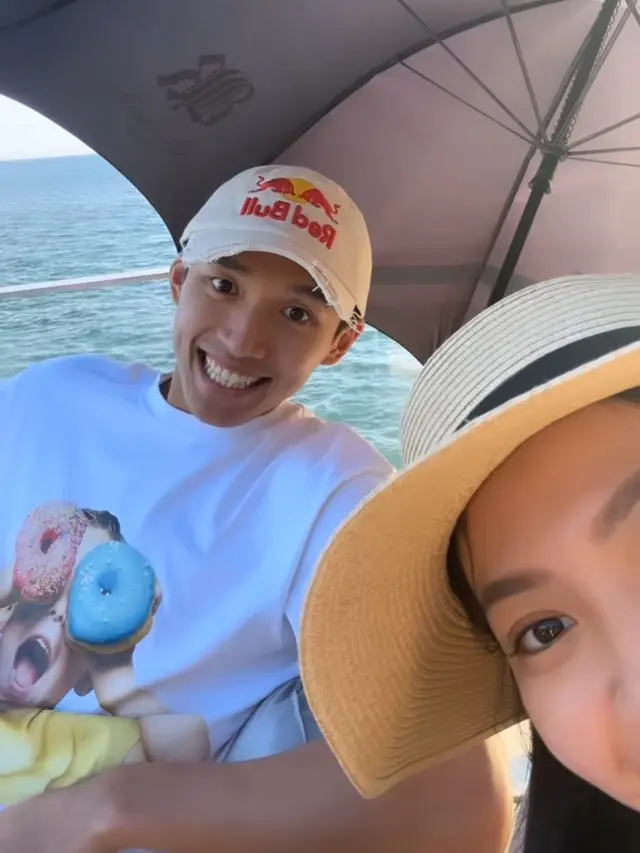 7 Potret Jonatan Christie Dan Shanju Bulan Madu Di Bali Momen Di