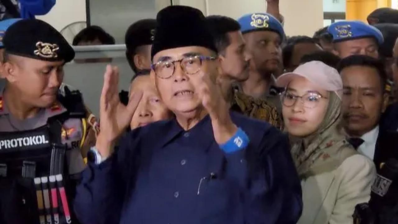 Menurut Sandi, penetapan status hukum Panji Gumilang merupakan kewenangan dari penyidik Bareskrim Polri yang menangani kasus tersebut.