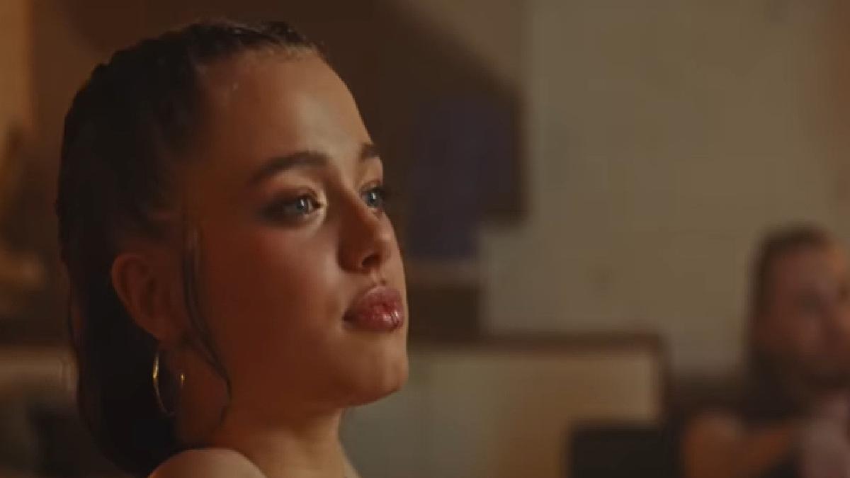 Gaya Hip-hop Shiloh Jolie Menari di MV Penyanyi Korea Selatan, Duplikat Angelina Jolie