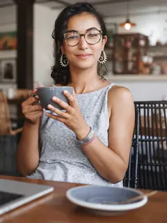 Elegan./Copyright&nbsp;Image by lookstudio on Freepik