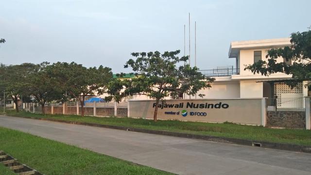 PT Rajawali Nusindo sebagai Member of ID FOOD meresmikan gudang pusat yang terletak di Kawasan Industri GIIC (Greenland International Industrial Center) Kota Deltamas, Jl Cempaka 1 Blok CD No 6, Desa Pasir Ranji, Cikarang Pusat. (Dok Rajawali Nusindo)