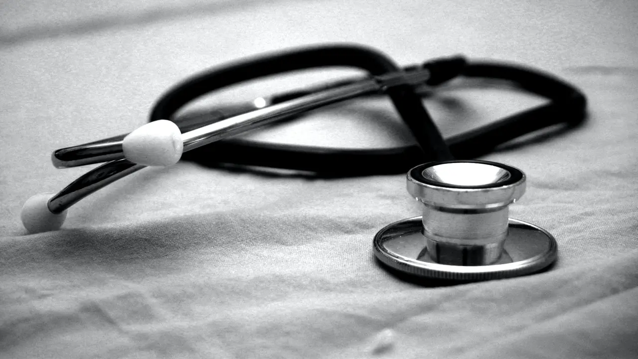 Ilustrasi dokter/dok. Unsplash Hush Naidoo