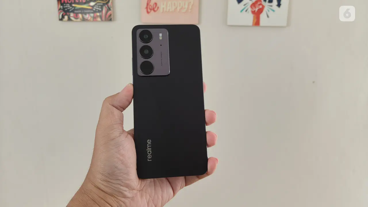 Realme C75