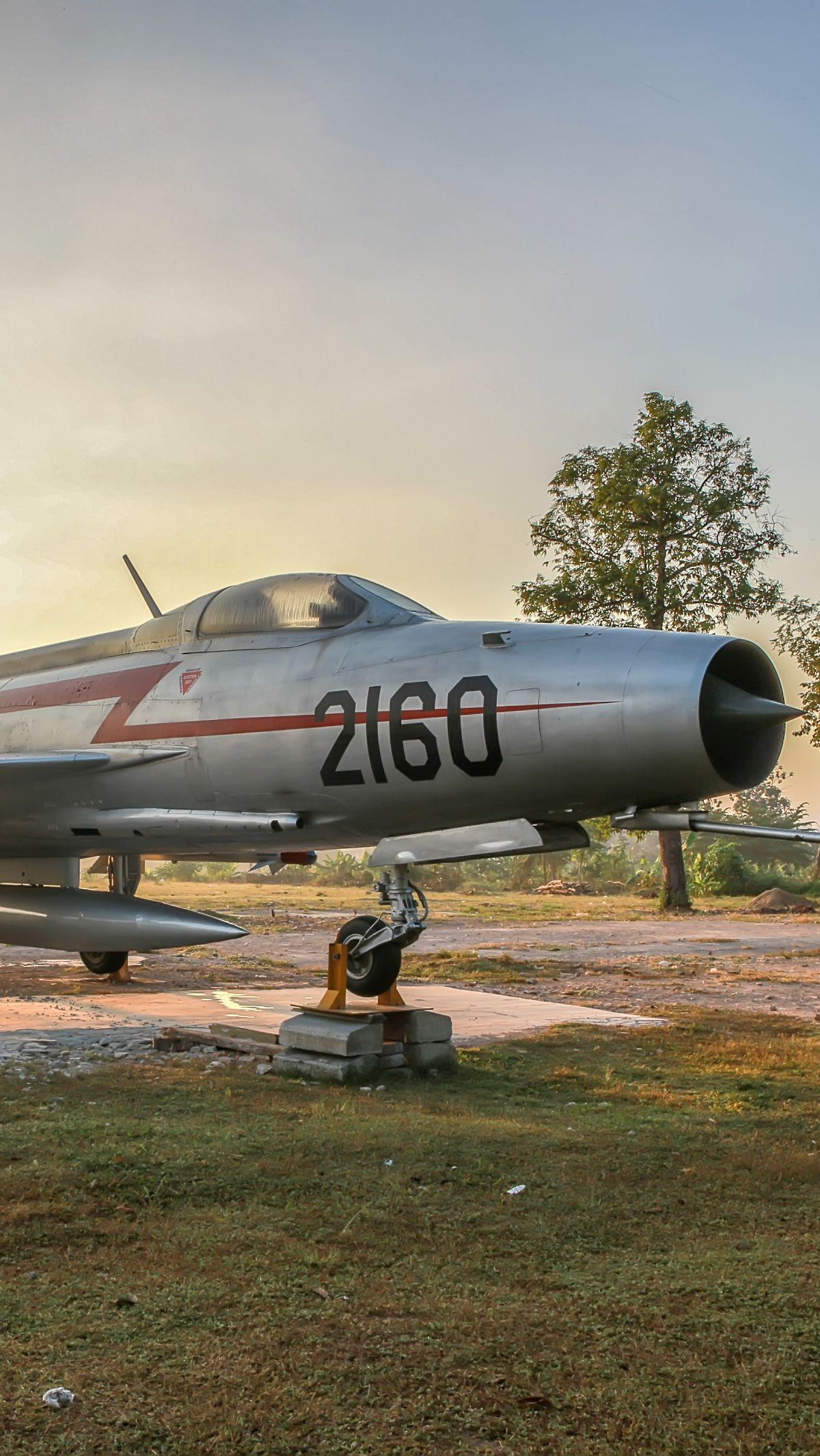 1. Mikoyan-Gurevich MiG-21 (1955 hingga Sekarang)<br>