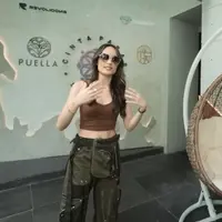 Cinta Laura tunjukkan kantor barunya (YouTube/AH)