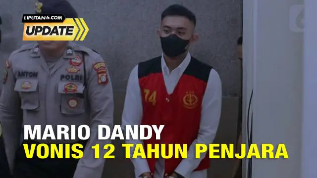 Majelis hakim Pengadilan Negeri Jakarta Selatan (PN Jaksel) akhirnya resmi menjatuhkan vonis terhadap terdakwa penganiayaan berat David Ozora, Mario Dandy Satriyo. Mario Dandy mendapatkan hukuman 12 tahun penjara. Selain hukuman penjara 12 tahun, maj...