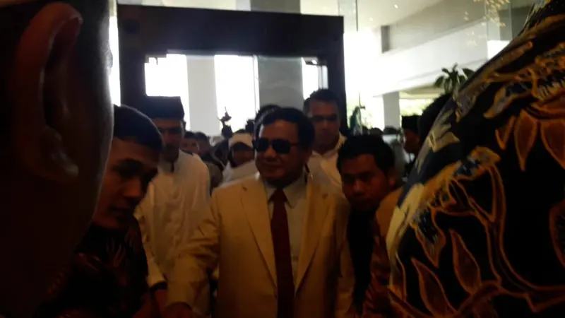 Bakal Calon Presiden Prabowo Subianto menghadiri Ijtimak Ulama II