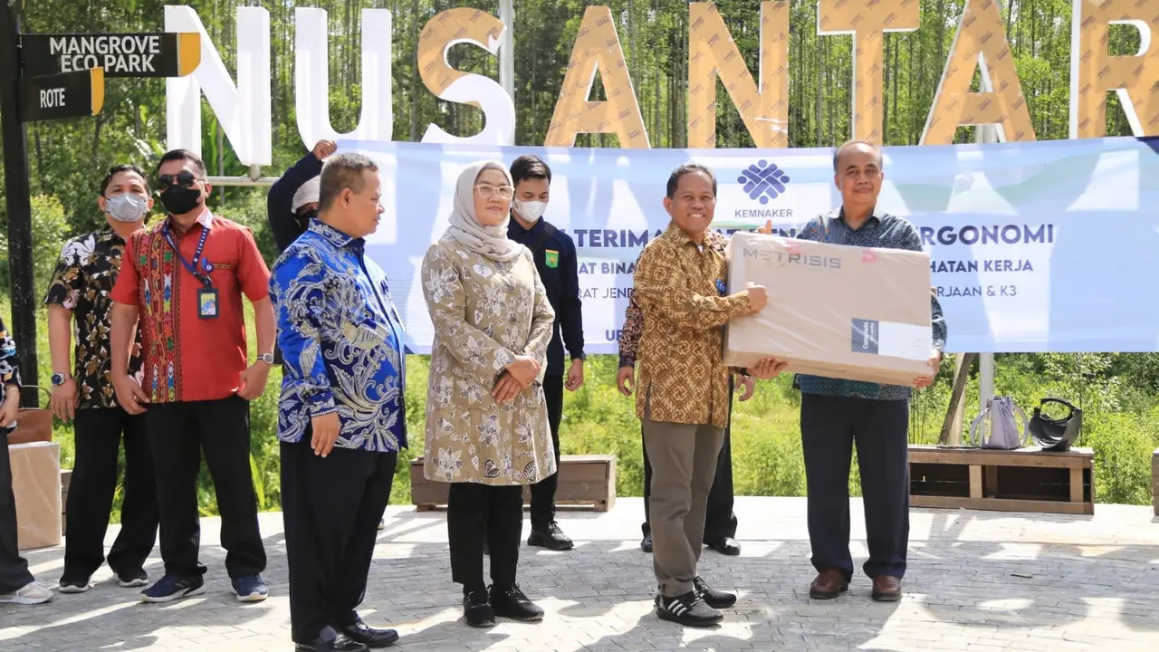 Perkuat Pengujian K3, Kemnaker Hibahkan Alat Ergonomi ke Balai K3 (Istimewa)