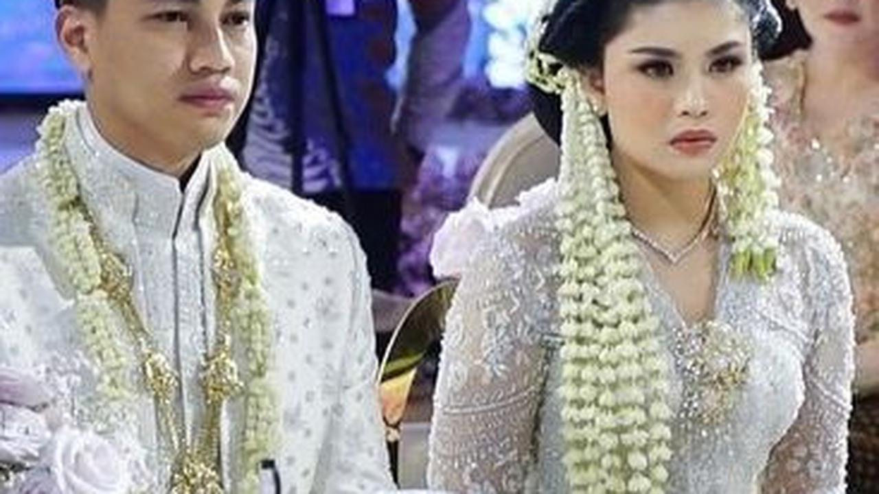 Sebelumnya, Debby dan Nurul mengucapkan janji suci pernikahan pada Minggu (2/7).<br>