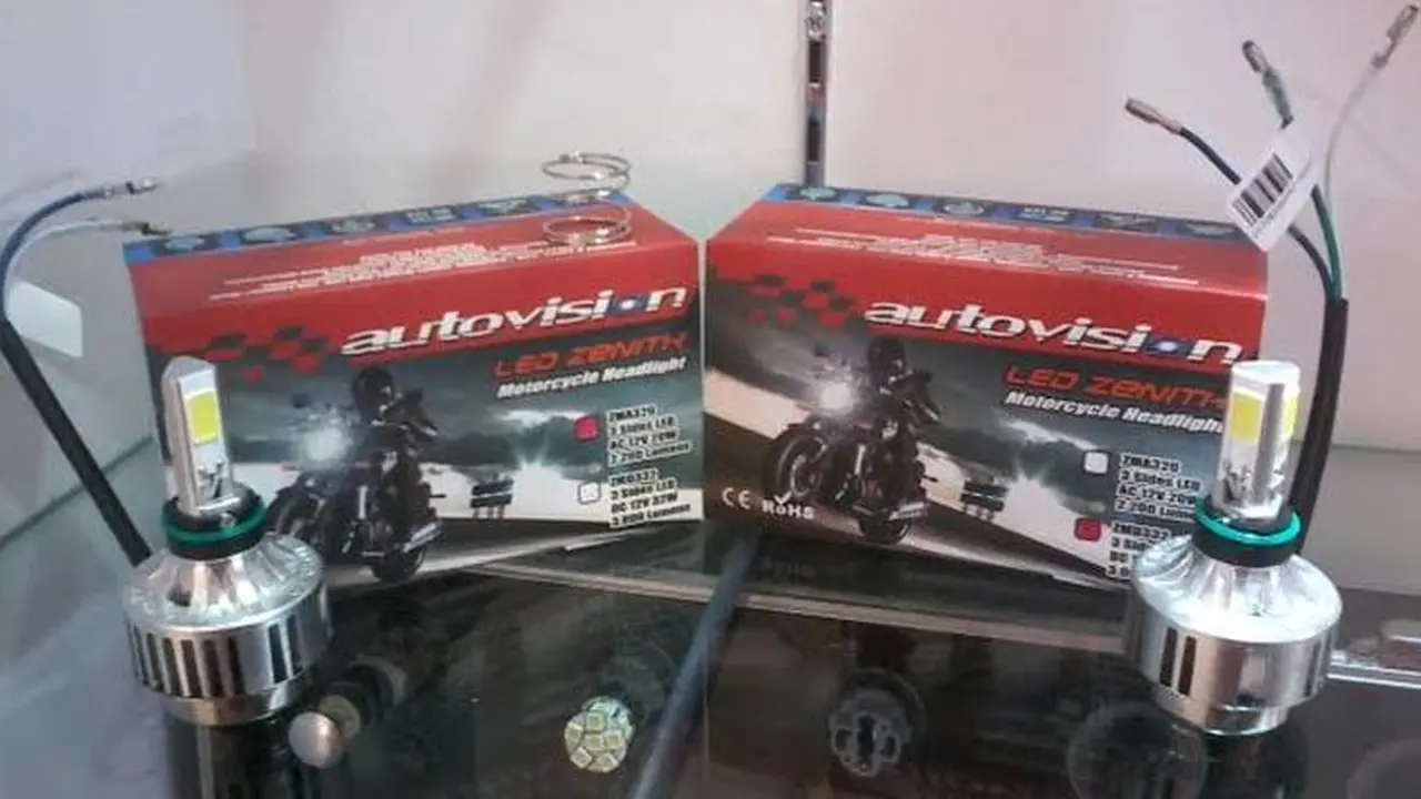 Autovision Sodorkan Headlight LED Khusus Motor