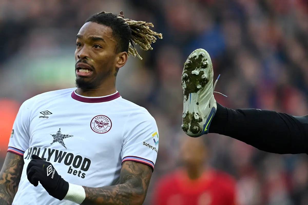 Pemain Liga Inggris dari klub Brentford Ivan  Toney.