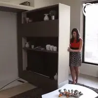 Banyak furnitur bisa dibentuk dari lemari berikut ini. (Via: boredpanda.com)