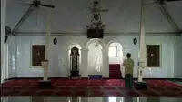 Masjid Madegan Sampang di Madura dengan empat pilar. (Dok: IG&nbsp;https://www.instagram.com/p/BQ5aPDjhKOF/?igsh=d2lid2kxNTdscTVn)