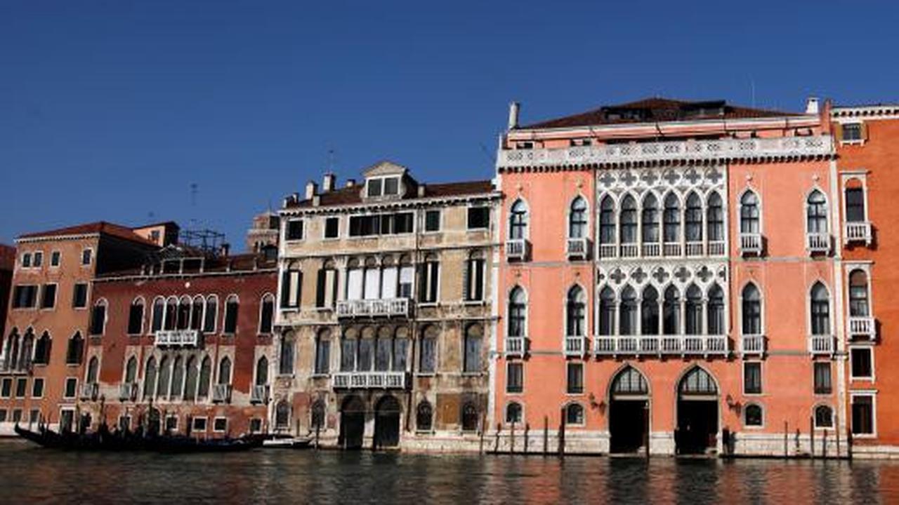 Jalan-jalan ke kota romantis Venesia