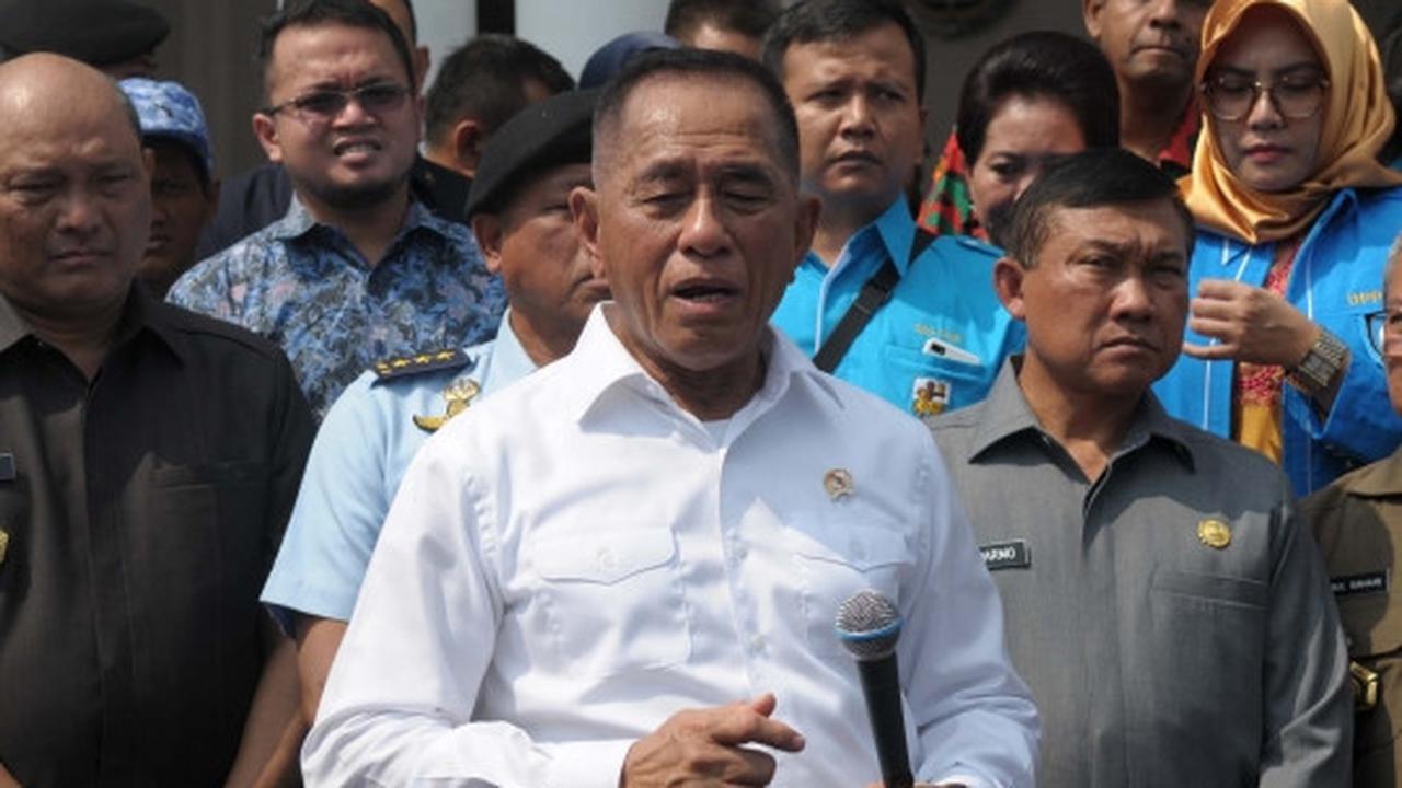 Menhan Ryamizard buka program bela negara angkatan pertama