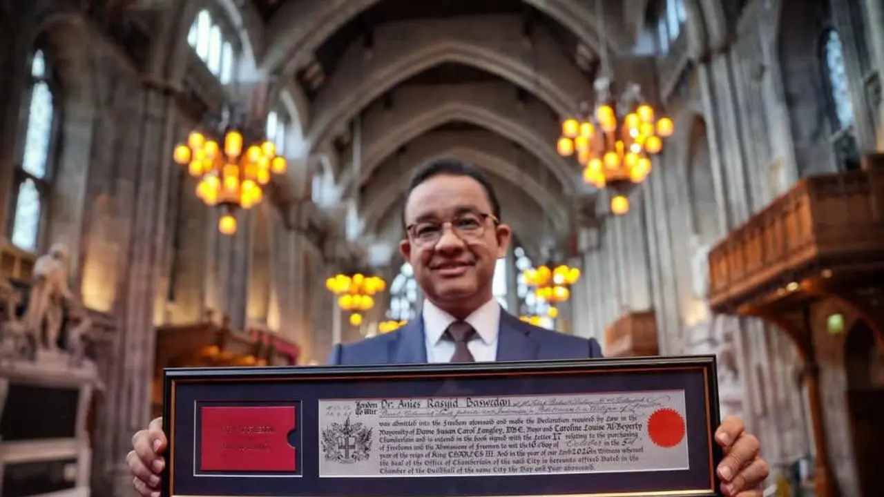 Anies Baswedan Terima Penghargaan Freedom of the City of London