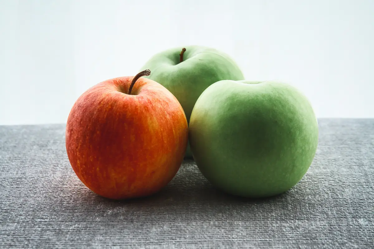 Buah Apel (unsplash/Benjamin Wong)