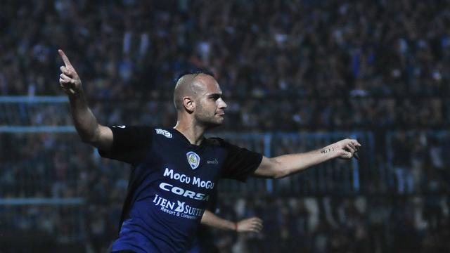Statistik Arema Vs Persipura Kiko Insa Pemain Terbaik Indonesia Bola Com