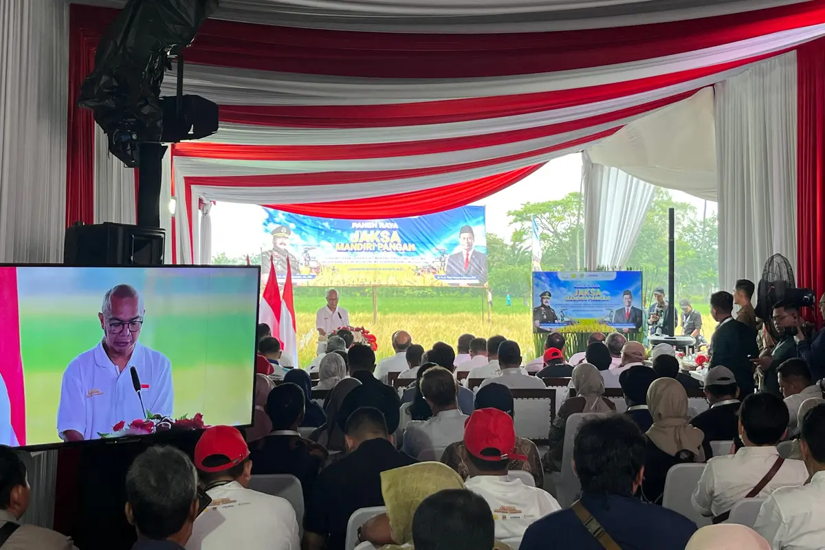 Kejaksaan Agung (Kejagung) memanfaatkan 330 hektare tanah hasil sitaan negara untuk dijadikan lahan pertanian.