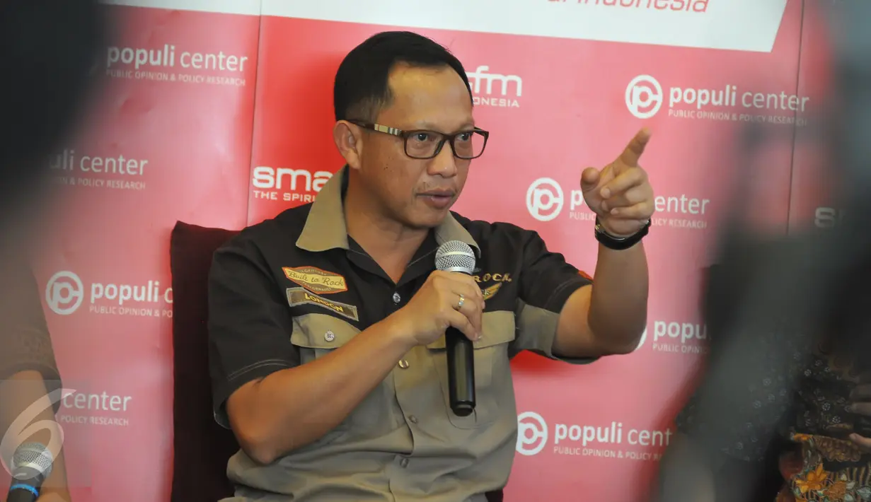 Kapolda Metro Jaya, Irjen Pol Tito Karnavian dalam diskusi ‘Keamanan Jelang Lebaran’, Jakarta, Sabtu (4/7/2015). Dalam kesempatan itu, Tito membeberkan empat kejahatan yang paling utama jelang lebaran. (Liputan6.com/Herman Zakharia)