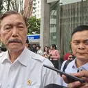 Luhut Minta TNI/Polri Blusukan Mendata Masyarakat Layak Terima Bansos