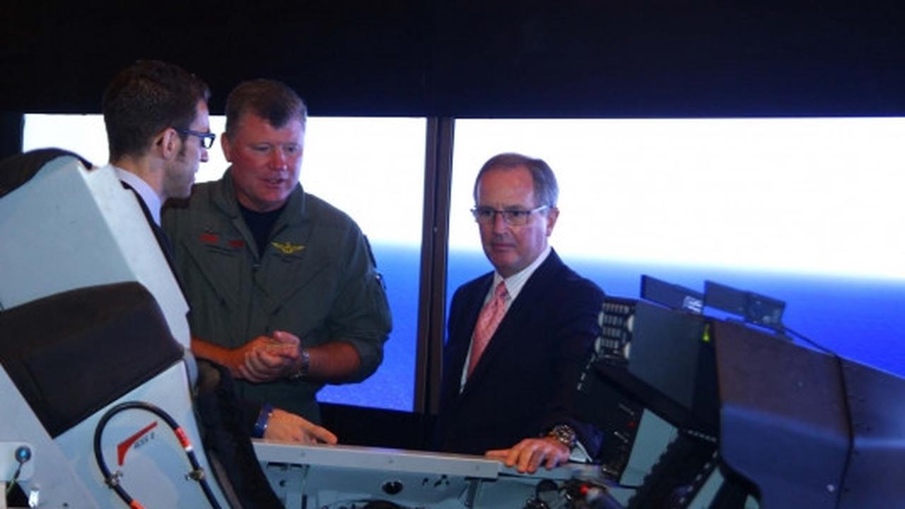 Amerika Serikat pamer kecanggihan F-16 Viper lewat simulator