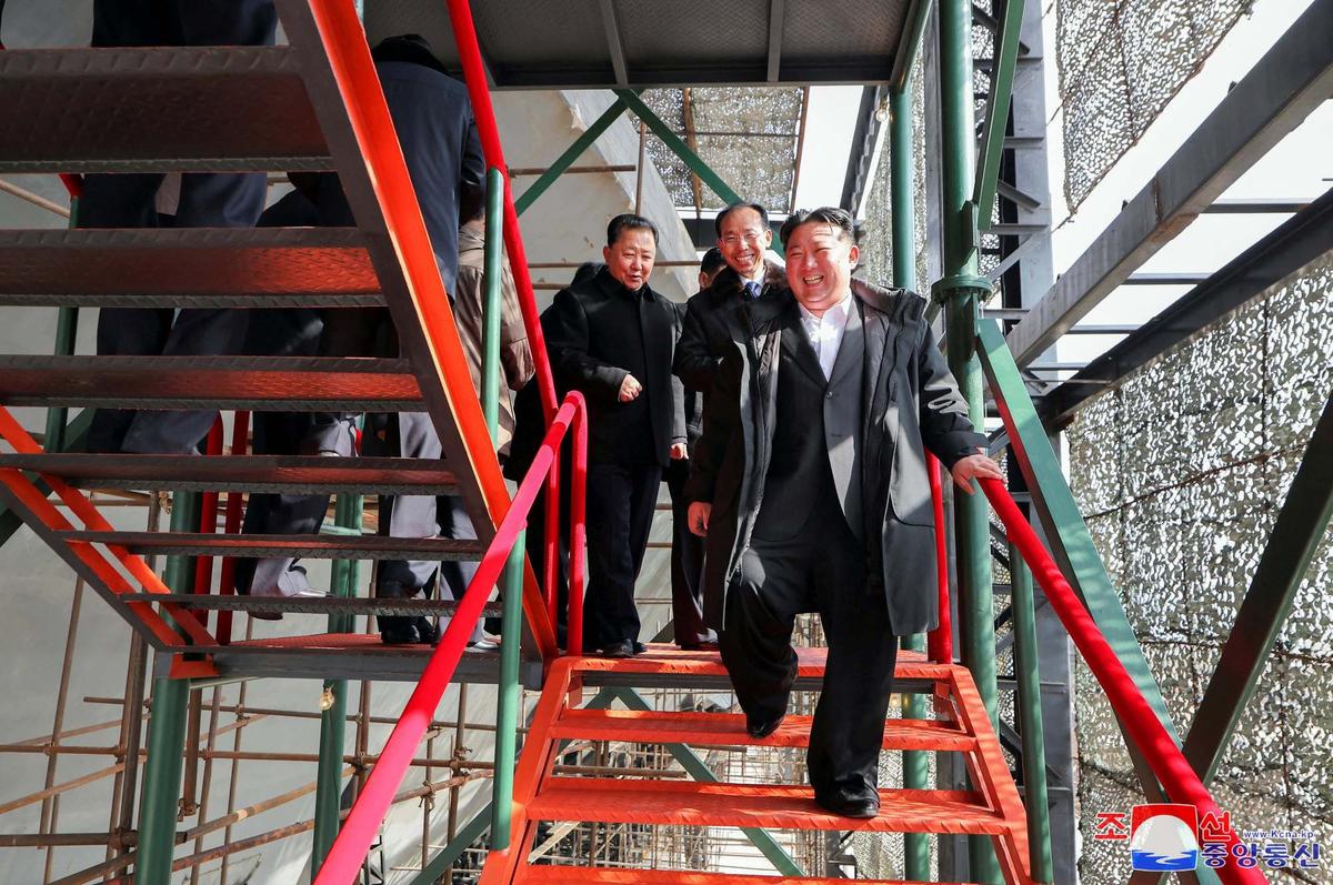 Kim Jong-un bangun kapal selam bertenaga nuklir