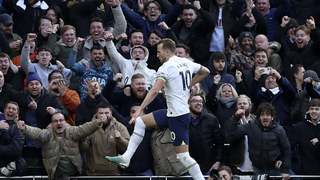 Harry Kane - Tottenham Hotspur - Liga Inggris