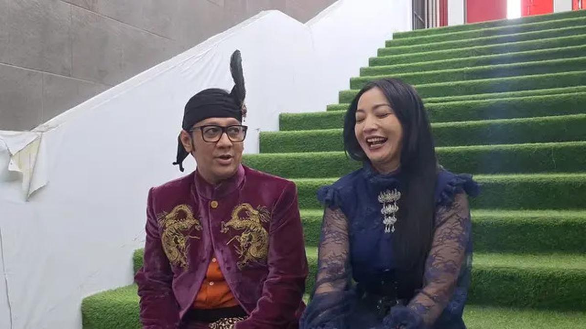 Andre Taulany Jadi Dukun Sakti di Film Comic 8: Tumbal Sulam