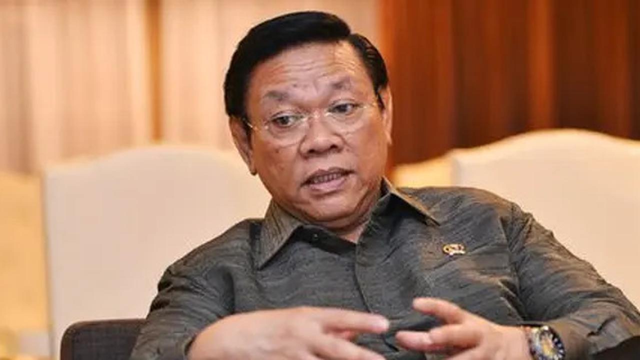 PODCAST MERDEKA: Agung Laksono Sindir JK Mau Jadi Ketua PMI Seumur Hidup