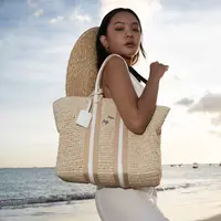 Koleksi musim panas Charles &amp; Keith, credit: Charles &amp; Keith