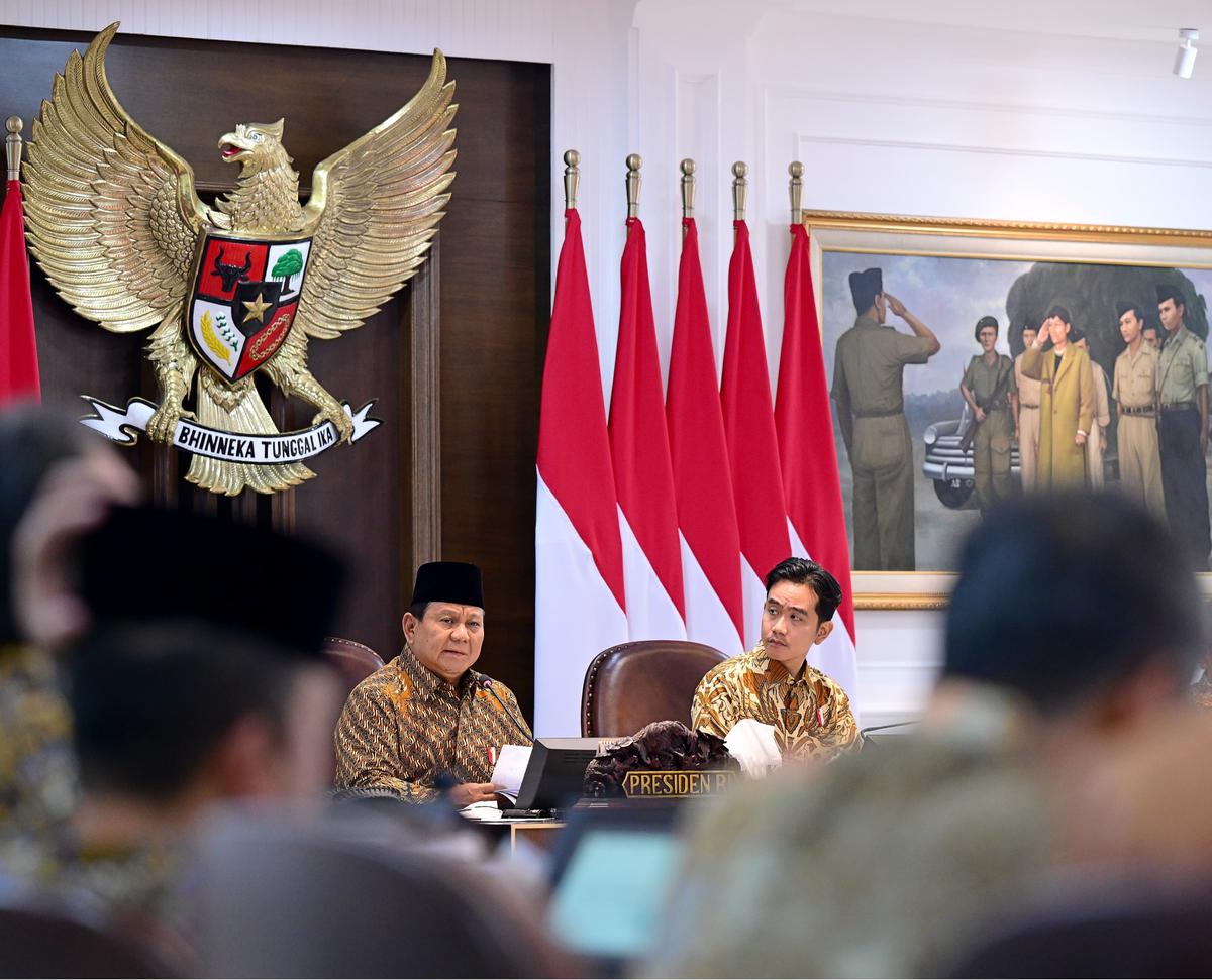 Prabowo-Gibran pimpin sidang kabinet perdana