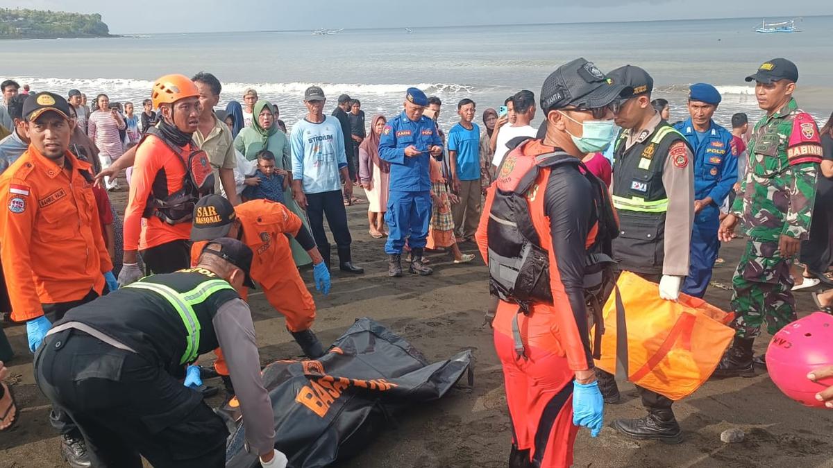 KMP Tunu Pratama Jaya Tenggelam Usai 25 Menit Lepas Jangkar