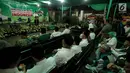 Suasana acara tasyakuran harlah ke-45 PPP di Kantor DPP PPP, Jalan Diponegoro, Menteng, Jakarta, Jumat (5/1). Harlah tersebut bertemakan "mari bersatu membangun Indonesia". (Liputan6.com/Faizal Fanani)