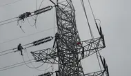 PLN menyalurkan listrik perdana Saluran Udara Tegangan Tinggi (SUTT) 150 kiloVolt (kV) Bangkalan-Tx. (Dok PLN)