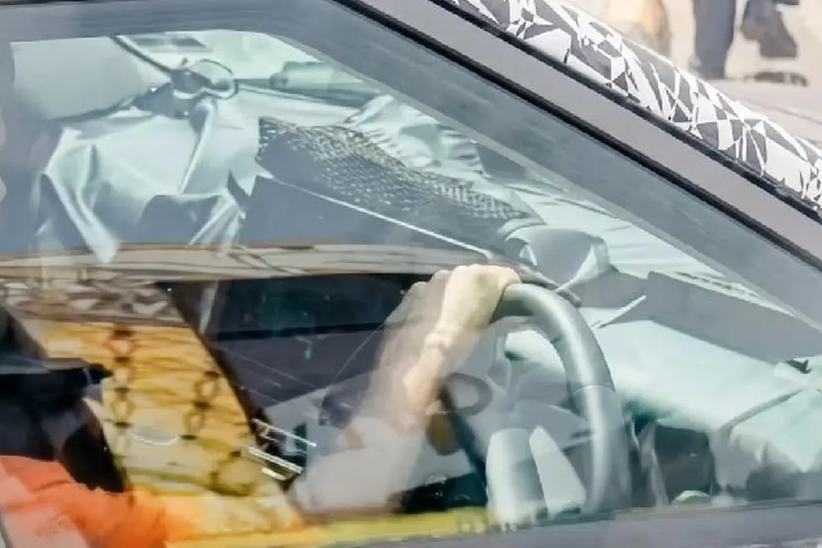 Hyundai Kona Generasi Baru Mulai Diuji Coba (ArenaEV)