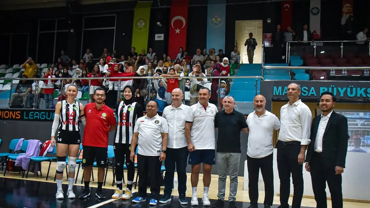 Megawati Hangestri Pertiwi - Manisa BBSK - Liga Voli Turki - Bola Voli
