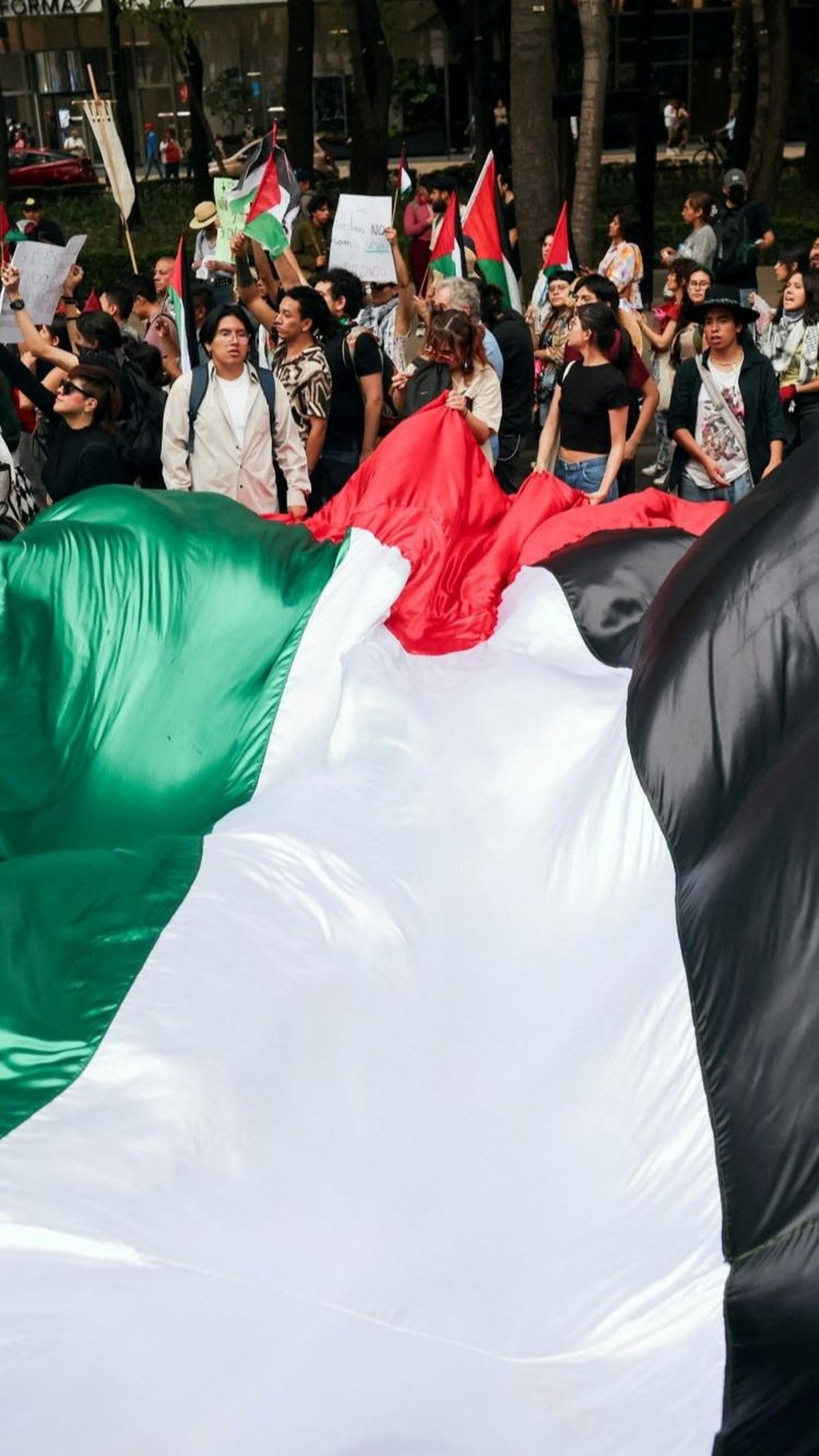China di Sisi Palestina <br>