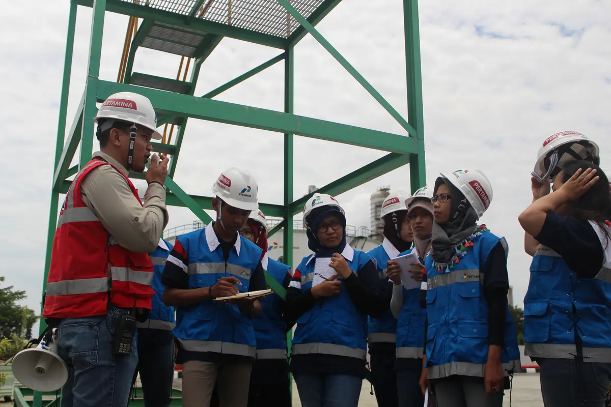 Finalis CJA Diajak Lihat Langsung Kegiatan di TBBM Pertamina